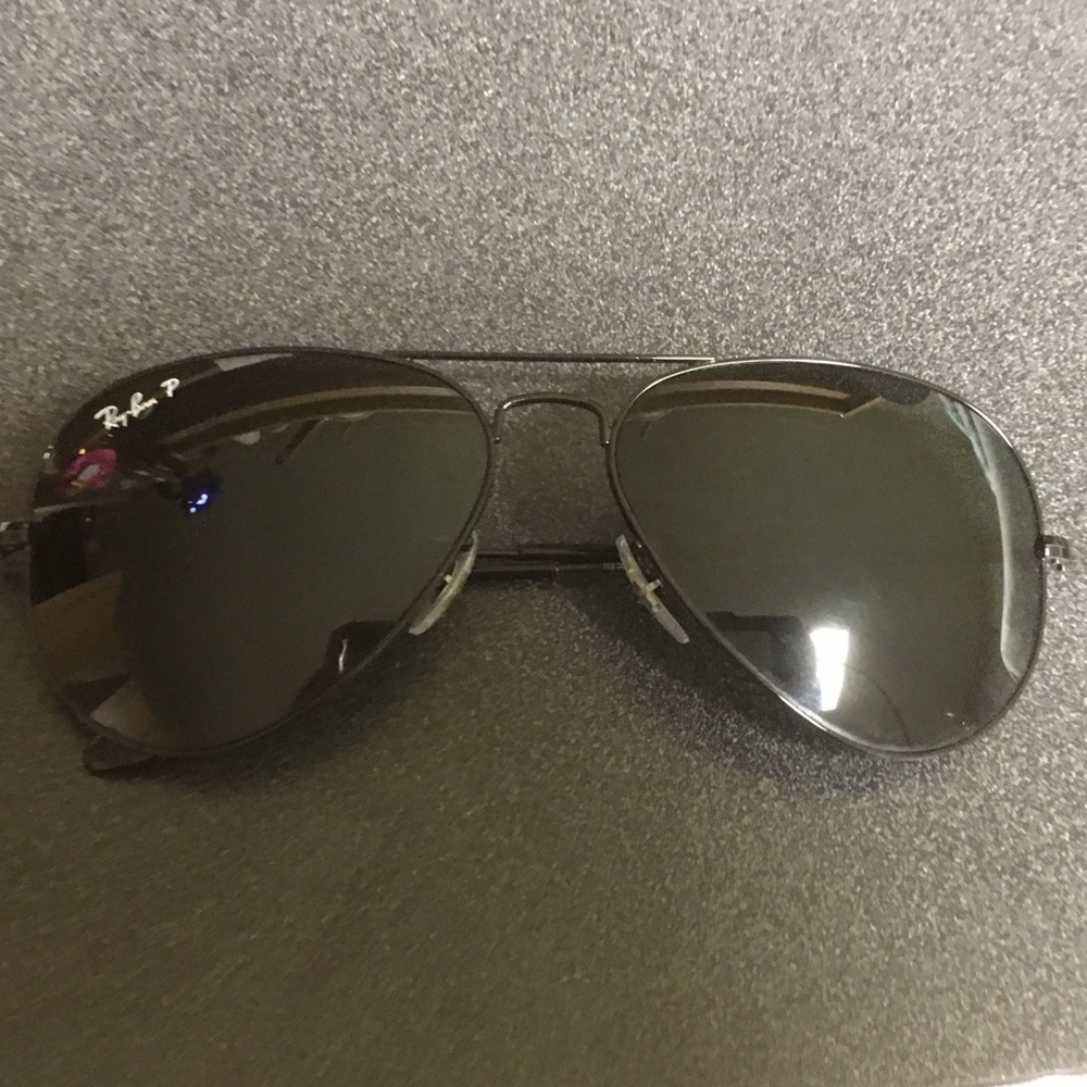 Ray-Ban black aviators (no case)
